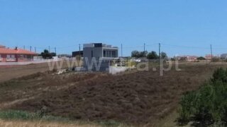 Land for sale in Lourinhã, Portugal — €240,000