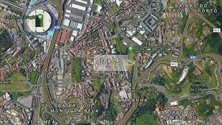Terreno de 46 968 m² em Porto