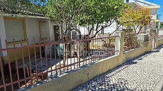 Land for sale in Sesimbra, Portugal — €110,000