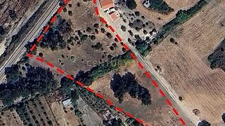 Land for sale in Coruche, Portugal — €100,000