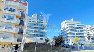 Land for sale in Amadora, Portugal — €1,050,000