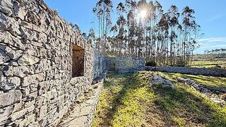 Land for sale in Porto de Mós, Portugal — €43,000