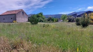 Land for sale in Gouveia, Portugal — €45,000