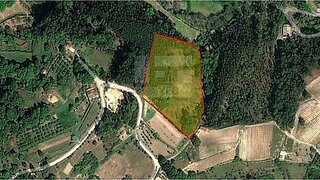 Land for sale in Tondela, Portugal — €12,500