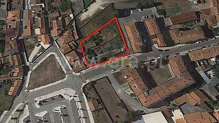 Land for sale in Marinha Grande, Portugal — €260,000