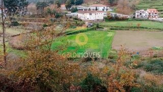 Land for sale in Cinfães, Portugal — €24,000
