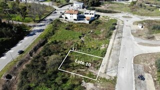 Land for sale in Mangualde, Portugal — €102,000