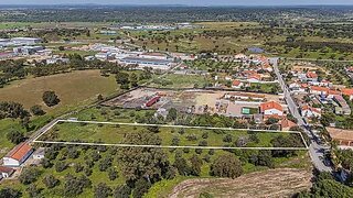 Land for sale in Mora, Portugal — €110,500