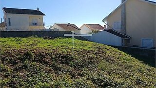 Terreno em Almada · 402 m² · 195 000 €
