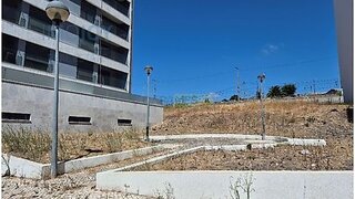 Land for sale in Amadora, Portugal — €1,580,000