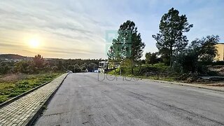 Terreno em Santarém · 441 m² · 77 500 €