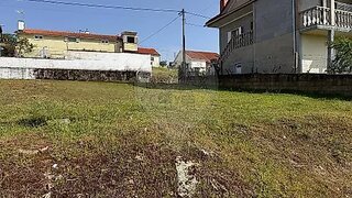 Land for sale in Vila Flor, Portugal — €30,000