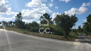 Land for sale in Coruche, Portugal — €199,000