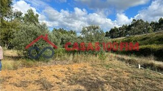 Land for sale in Porto de Mós, Portugal — €15,000