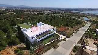 Land for sale in Lagos, Portugal — €1,380,000