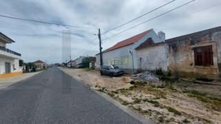 Land for sale in Azambuja, Portugal — €88,000