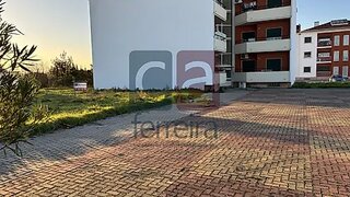 Land for sale in Alpiarça, Portugal — €90,000