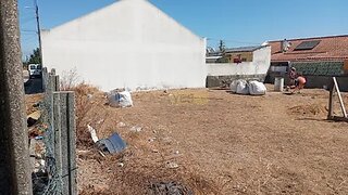 Land for sale in Moita, Portugal — €106,000