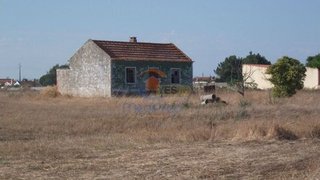 Land for sale in Salvaterra de Magos, Portugal — €110,000
