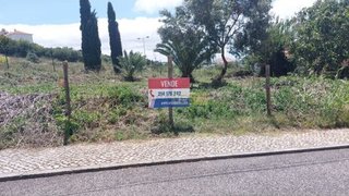 Land for sale in Oeiras, Portugal — €380,000