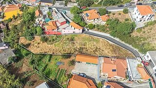 Land for sale in Câmara de Lobos, Portugal — €95,000