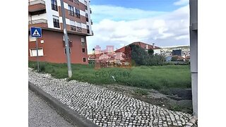 Land for sale in Amadora, Portugal — €85,000