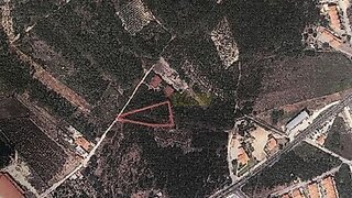 Terreno · 1860 m² · 38 000 €