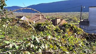 Land for sale in Porto de Mós, Portugal — €13,000