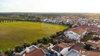 Land for sale in Reguengos de Monsaraz, Portugal — €29,700