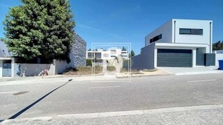 Land for sale in Maia, Portugal — €119,000