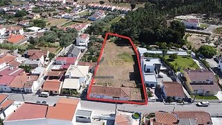 Terreno de 3002 m² em Leiria