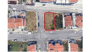 Land for sale in Nazaré, Portugal — €120,000