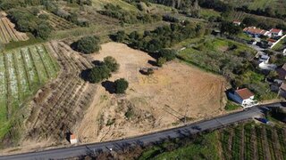 Land for sale in Bombarral, Portugal — €175,000