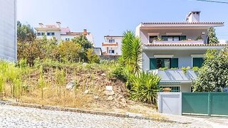 Land for sale in Vila Nova de Gaia, Portugal — €89,000