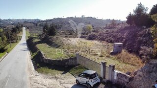 Terreno de 26 400 m² em Guarda