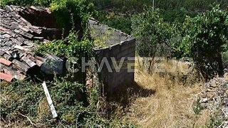 Land for sale in Figueiró dos Vinhos, Portugal — €25,000