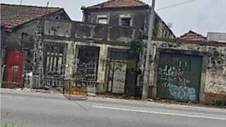 Terreno de 230 m² em Porto