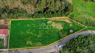 Land for sale in Espinho, Portugal — €126,000