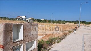 Land for sale in Silves, Portugal — €240,000