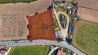 Land for sale in Maia, Portugal — €127,500