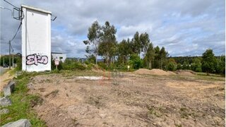 Land for sale in Vila Nova de Gaia, Portugal — €225,000