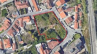 Terreno em Vila Nova de Gaia · 2136 m² · 215 000 €
