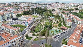 Land for sale in Amadora, Portugal — €695,000