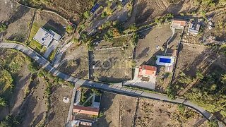 Land for sale in Paredes, Portugal — €145,000