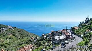 Land for sale in Câmara de Lobos, Portugal — €415,000
