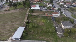 Terreno em Amares · 1325 m² · 75 000 €
