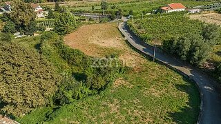Terreno em Amares · 3300 m² · 89 000 €