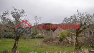 Land for sale in Porto de Mós, Portugal — €90,000