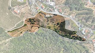 Land for sale in Póvoa de Lanhoso, Portugal — €140,000