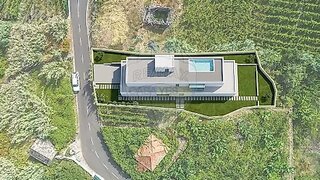 Terreno em Santana · 680 m² · 98 500 €